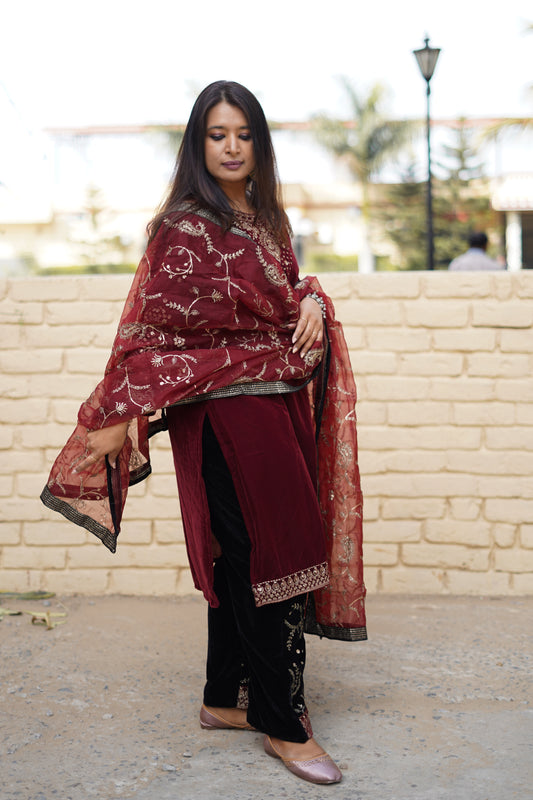 Heavy Dupatta Maroon Velvet Suit